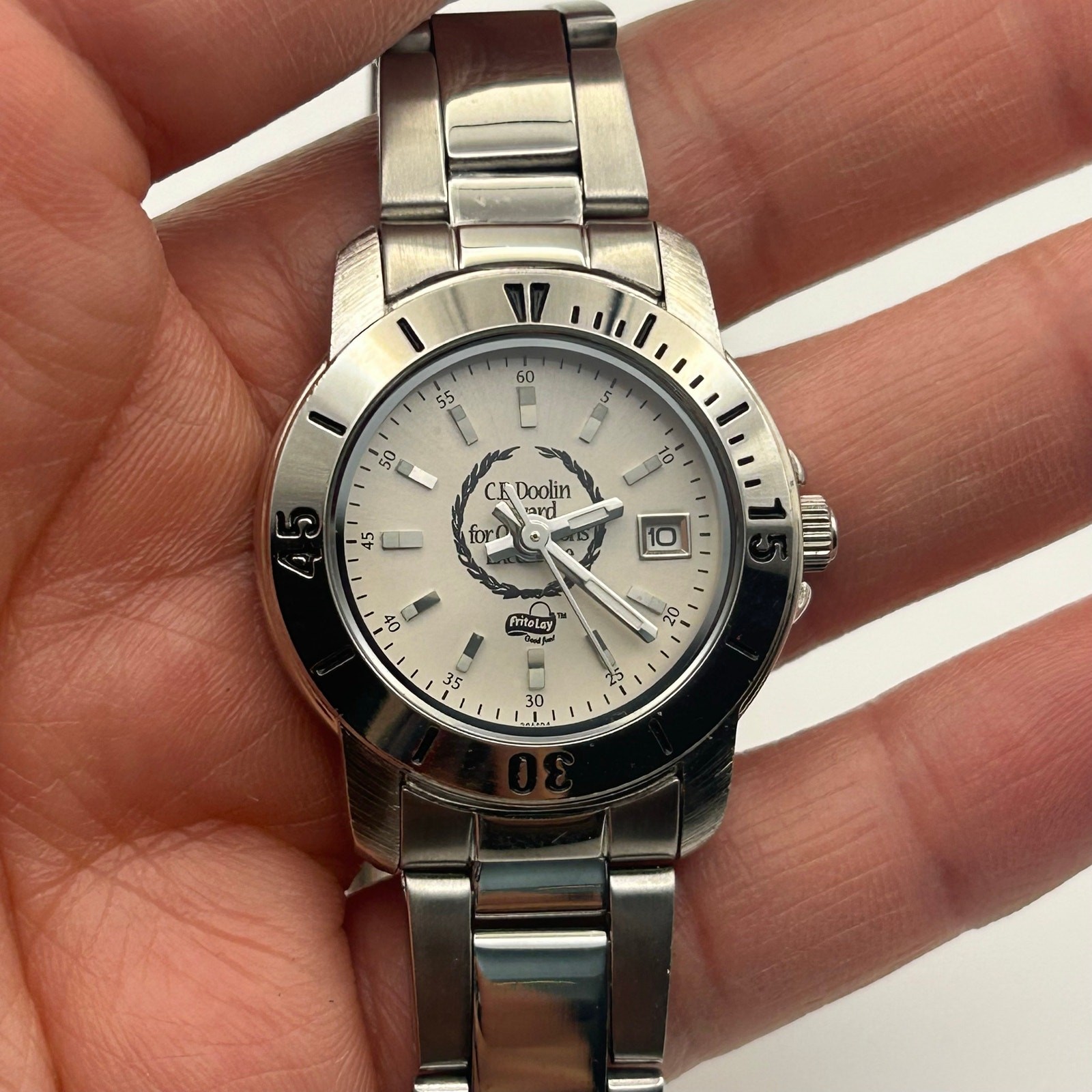 “C.E. Doolin Award" Silver Tone Stainless Steel Women’s Watch New Battery image 8