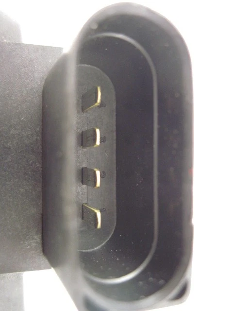 BOBINA DE ENCENDIDO AUDI A4 A6 A8 S8 BEETLE 99 00 01 02 03 04 06B905115E 725103 Foto 3 de 4