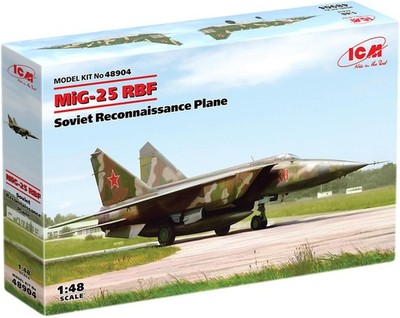 Modellbausatz MiG-25 RBF, Soviet Reconnaissance Plane