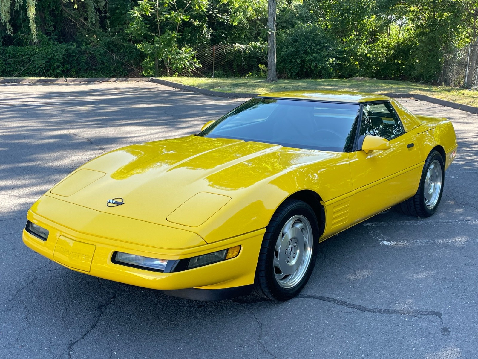1994 Yellow Chevrolet Corvette   | C4 Corvette Photo 6