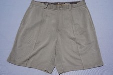 Tommy Bahama Relax Fit 100 Silk Pleated Casual Bermuda Shorts Size 35
