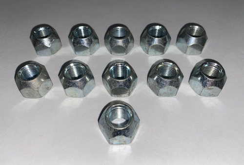Genuine GM 358501 Wheel Lug Nuts Lot of 11 - 第 1/3 張圖片