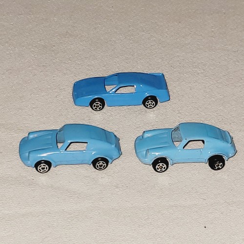 Lot of 18 Tootsietoy assorted vehicles (sold as-is) - Picture 22 of 24