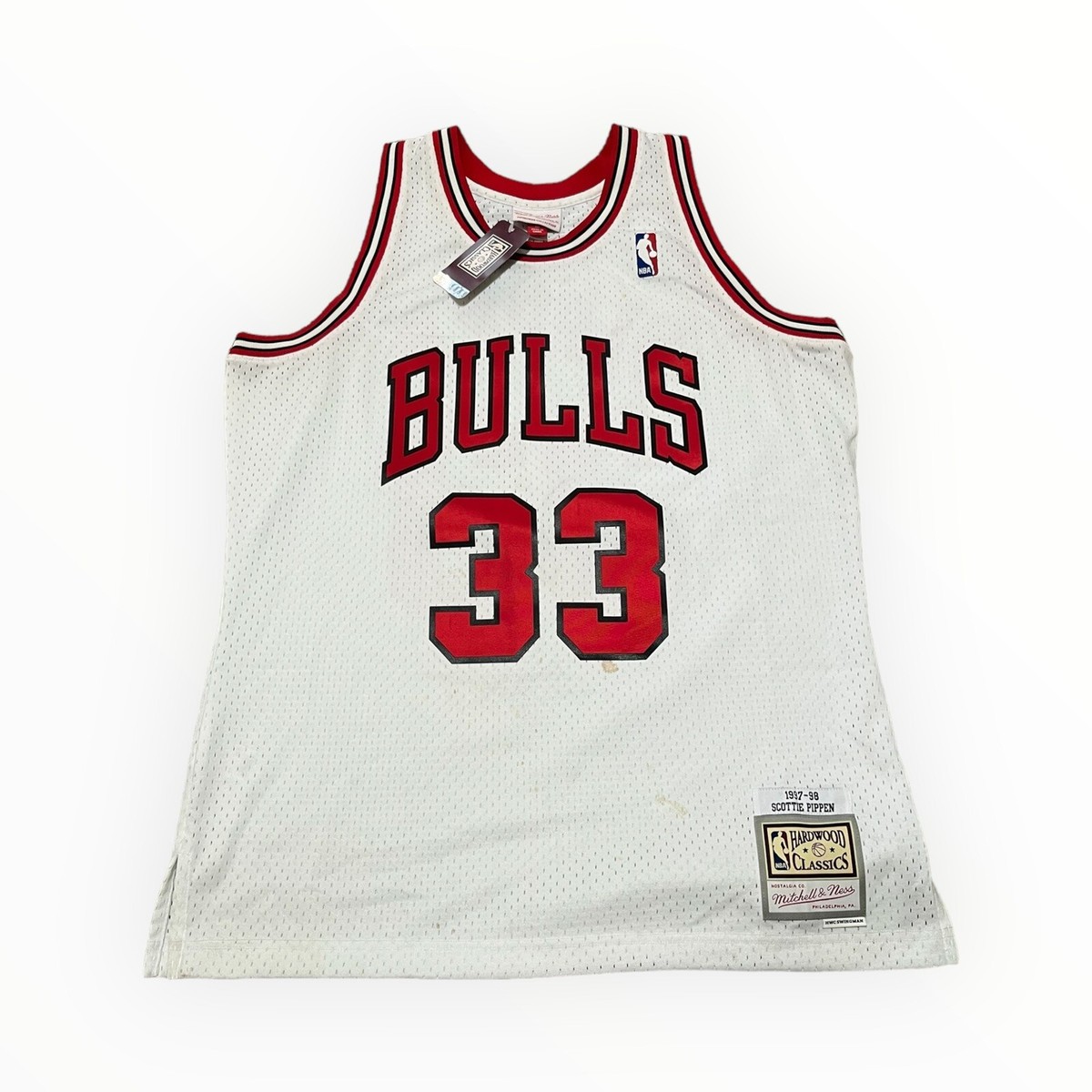 scottie pippen white bulls jersey