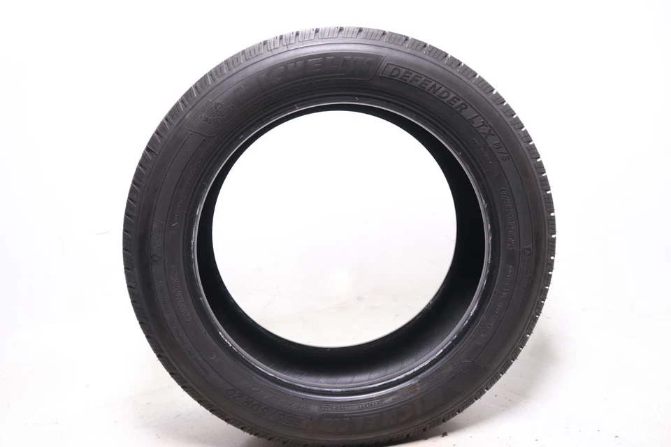 Juego de 2 Michelin Defender LTX M/S 265/50R20 usados - 107T - 10,5/32 Foto 4 de 4