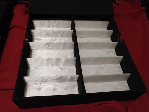 Sunglasses Storage Carry Case / Wiley X branded / Easily holds 40 Sunglasses - Picture 5 of 13