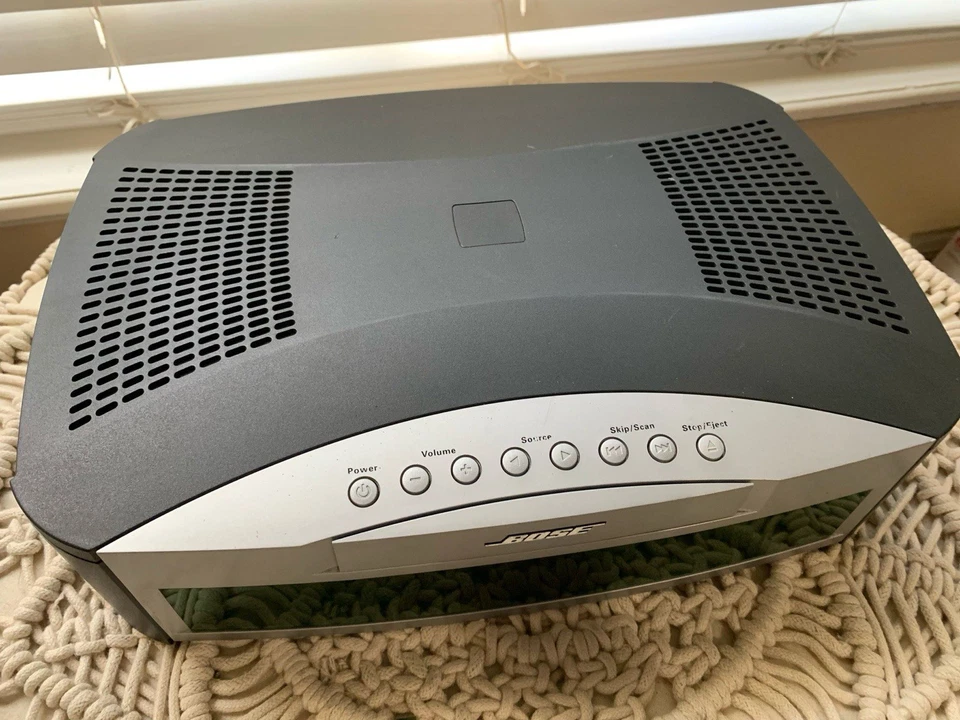 Bose AV3-2-1 Home Media Center with 2 Speakers No Cables Remote Control Tested - Image 4 of 4