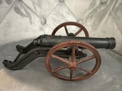 ANTIQUE? AMERICAN CAST IRON METAL CANNON 10  NICE! READ DESCRIPTION