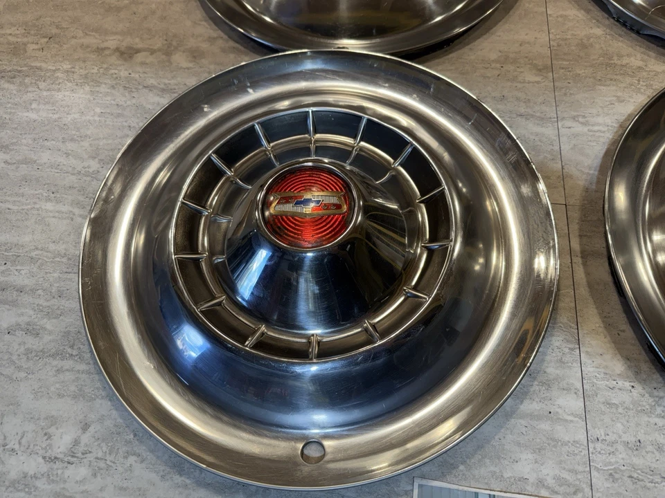 ВИНТАЖНЫЕ КОЛПАКИ КОЛЕС 1954 CHEVY BELAIR 150/210 - Изображение 2 из 4