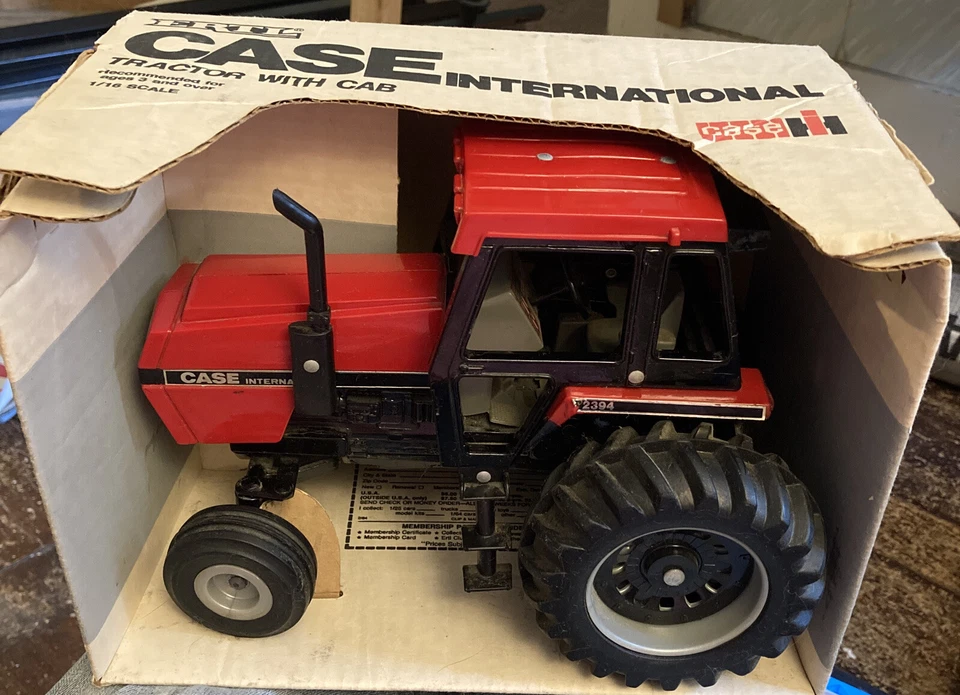 ¡¡¡Extremadamente raro!!! Tractor Ertl Case International 2394 con cabina #631 Foto 2 de 4