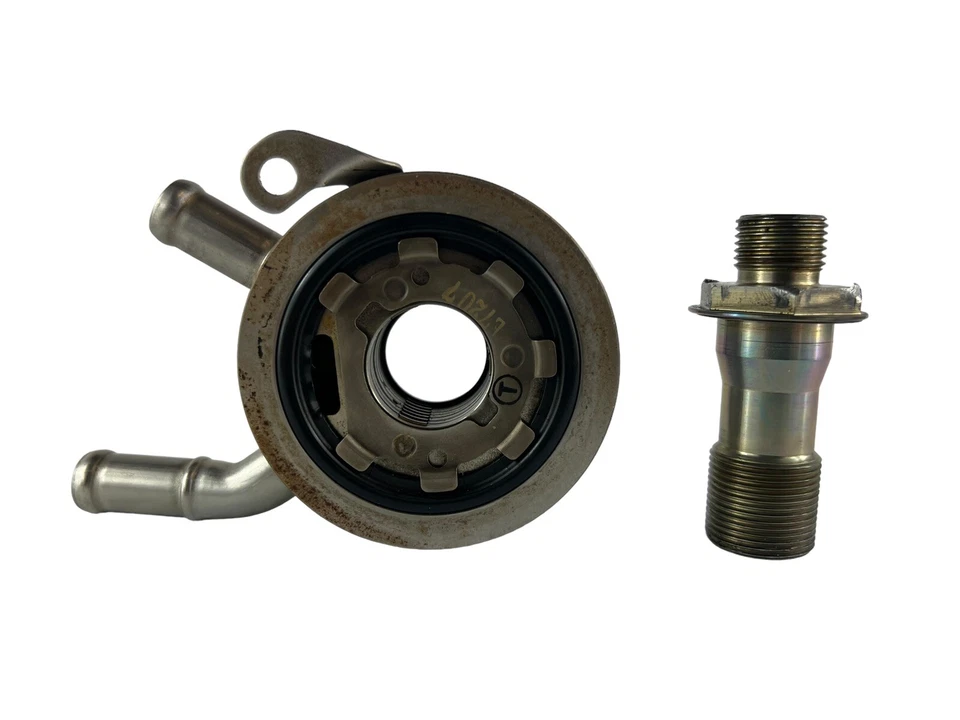 OEM 2010 LEXUS HS250H HS 250 H 2.4 ENGINE OIL COOLER 124100-3952 - Image 2 of 3