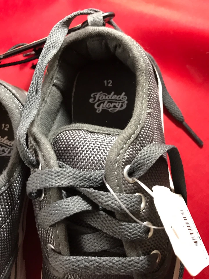 Zapatos de tenis grises Faded Glory para niños talla 12 informales para niños Foto 4 de 4