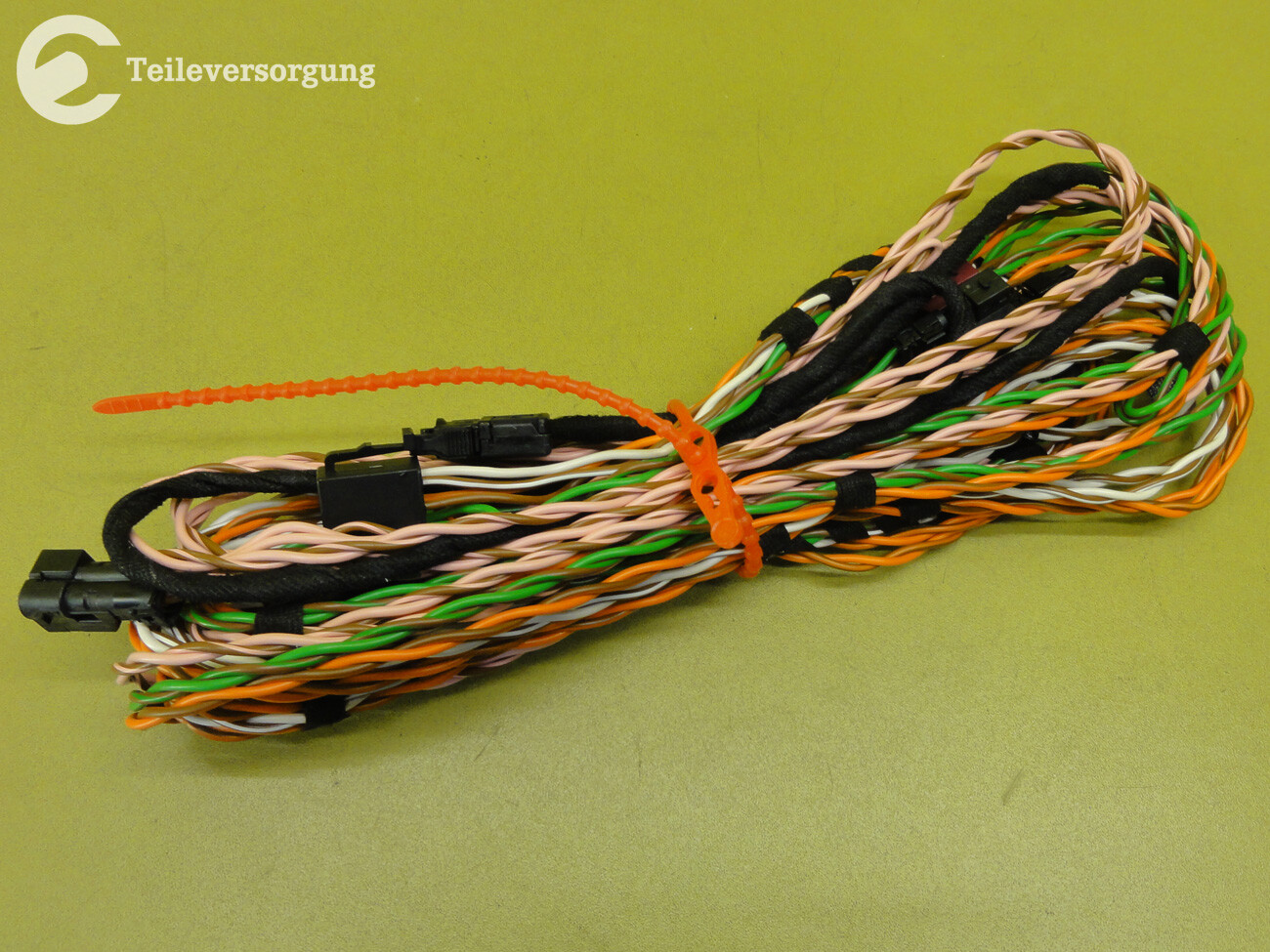 Bild 2 von 6