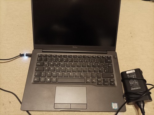 DELL Latitude 7400 14" Notebook Intel Core i7 8665U 16GB, 256GB SSD Win 11 Nr 1 - Afbeelding 6 van 7