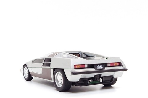 Kyosho Samurai 1:18 Dome Zero Concept in Silver - Picture 7 of 13