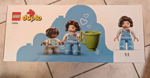 LEGO Duplo Family House on Wheels 10986 Toy Building Kit 31 pcs - Picture 2 of 6