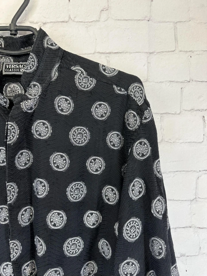 VERSACE CLASSIC V2 100% ШЕЛК МУЖСКАЯ РУБАШКА С ДЛИННЫМ РУКАВОМ ОРИГИНАЛЬНЫЙ РАЗМЕР 15 1/2 (39) - Изображение 3 из 4