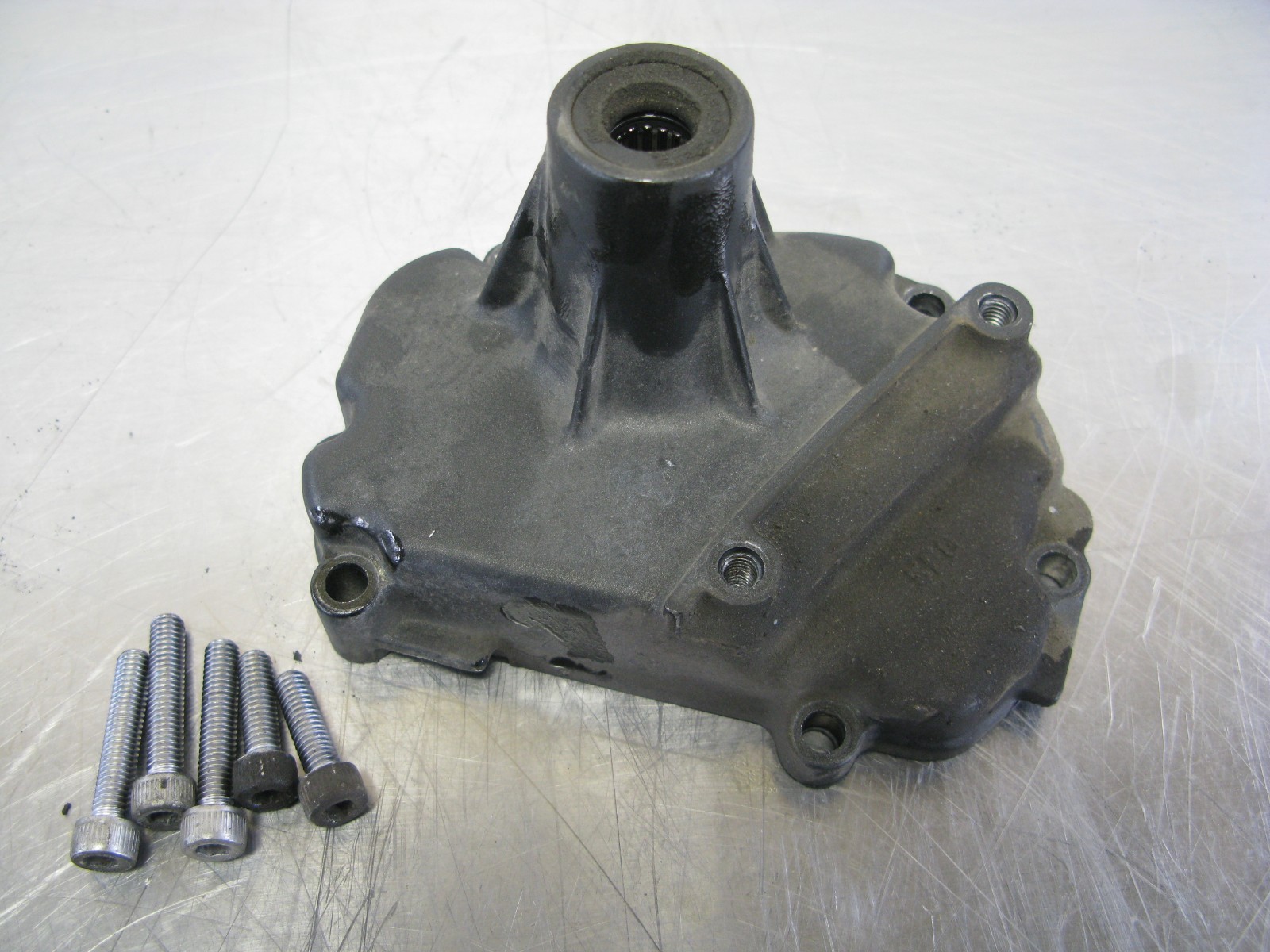 Yamaha FZ1 01-05 2001-2005 Engine Gear Shift Shaft Cover Side Factory OEM 02 03