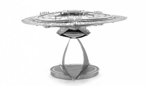 Metal Earth STAR TREK USS ENTERPRISE NCC 1701-D ASSEMBLÉ - Maquette 3D en métal - Imagen 2 de 4