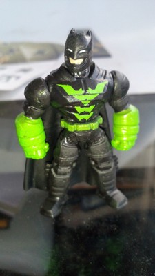 Batman vs Superman Mighty Mini Figure von Batman DMX17, mit Beipackzetttel