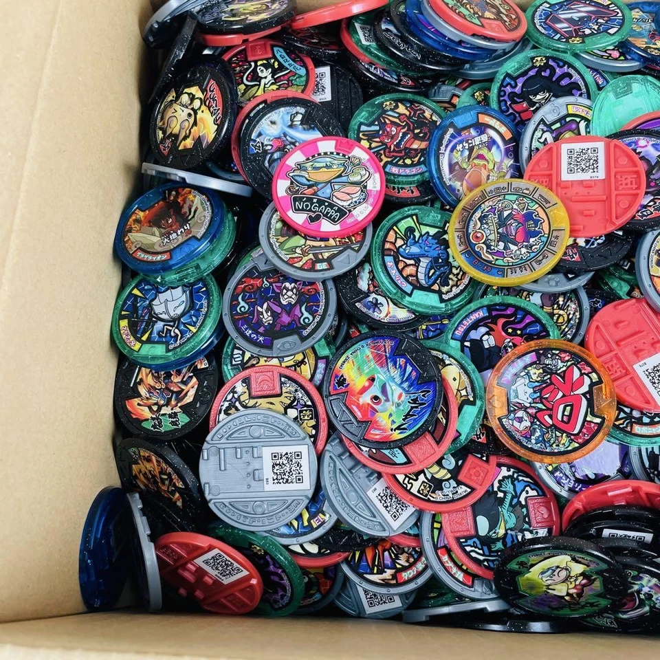 Bandai Yokai Watch Medal Set 1000+ Pieces Bulk Collectible Rare Lot Collection - Image 3 of 4
