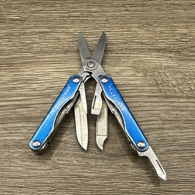 Leatherman Squirt S4 Blue Multitool Discontinued Made in the USA