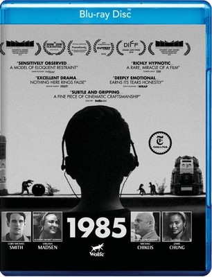 1985 (Blu-ray) Cory Michael Smith Michael Chiklis Virginia Madsen Yen Tan