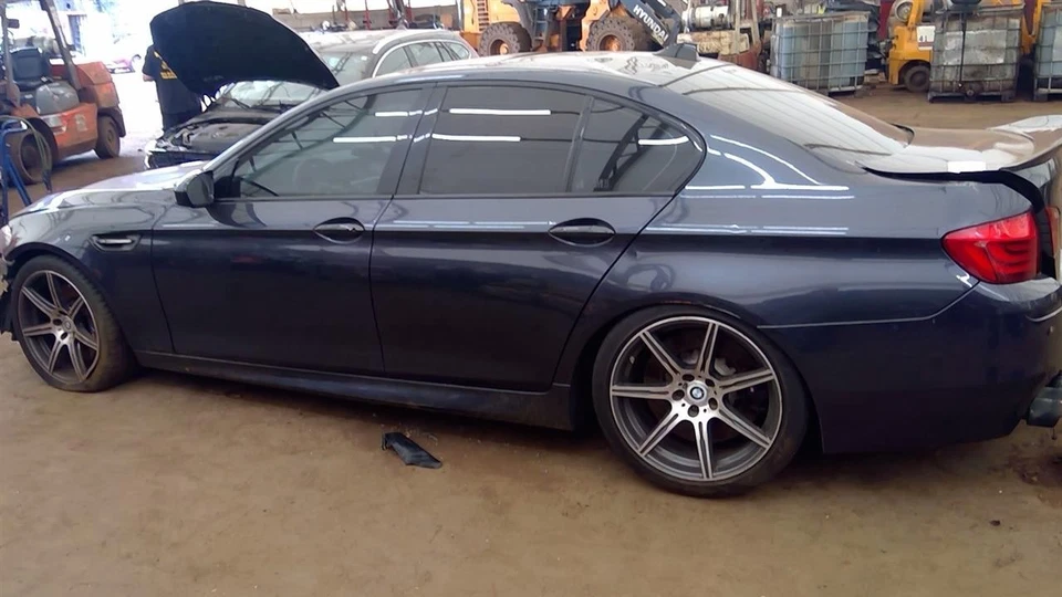 Главный тормозной цилиндр подходит для BMW M6 6730023 12-19 годов выпуска - Изображение 2 из 4