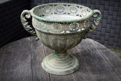 Nostalgie Amphore patiniert Gartendeko Pokalgefäß Pflanzschale Blumentopf - Bild 2 von 5