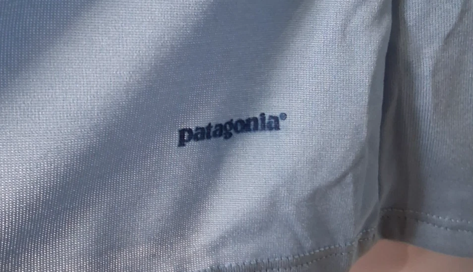 Camada base Patagonia Performance Capilene feminina grande azul claro feita nos EUA - Imagem 4 de 4