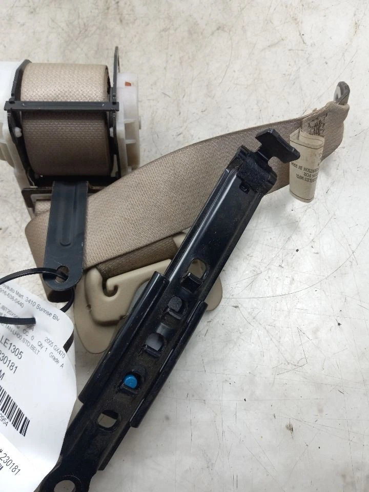 03 04 05 06 07 08 09 Cinturón de seguridad trasero derecho pasajero Lexus GX470 BRONCEADO LH00 Foto 2 de 4