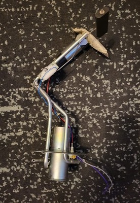 Delphi HP10031 Fuel Pump and Hanger Assembly with Sending Unit