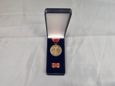 (S1-62) Bundeswehr Einsatzmedaille SFOR Bronze Orden im Etui