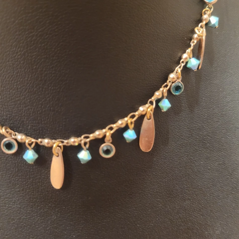 Liz Palacios gold tone blue dangly stones necklace 15-17" - Image 2 of 4