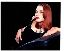 Kate Winslet Signed Autographed 8x10 Photo
