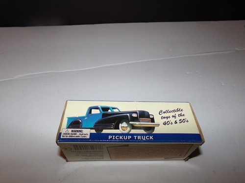2000 Binary Arts Corp Deluxe Plastics pickup Truck 1:43 Scale - Picture 2 of 3