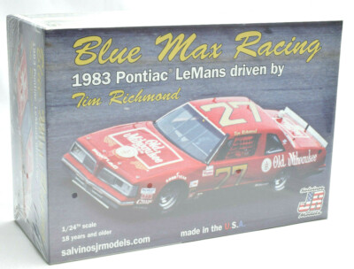 Salvino JR Models ''Old Milwaukee'' Tim Richmond '83 Pontiac LeMans 1/24 Model Kit