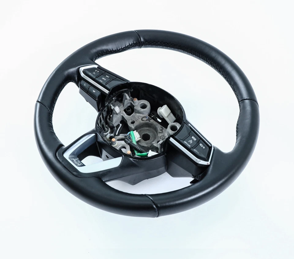 Lenkrad beziehen mit Leder für Mazda 6 III Bj. 2017-2023 NEU LEDER - Bild 3 von 4