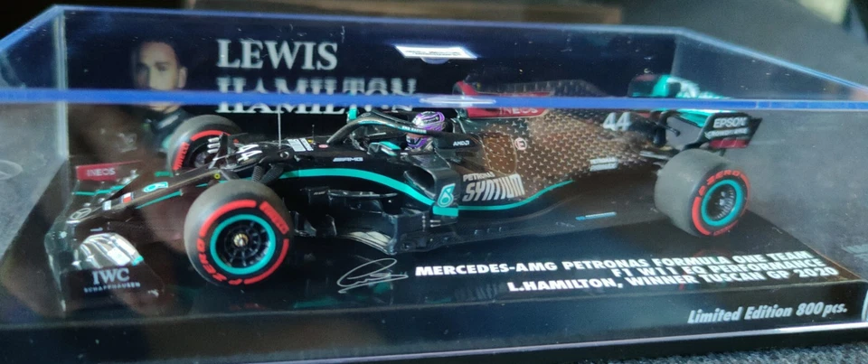 Minichamps 410200944 Mercedes W11 Winner Tuscan GP 2020 Lewis Hamilton 1/43. - Immagine 3 di 4