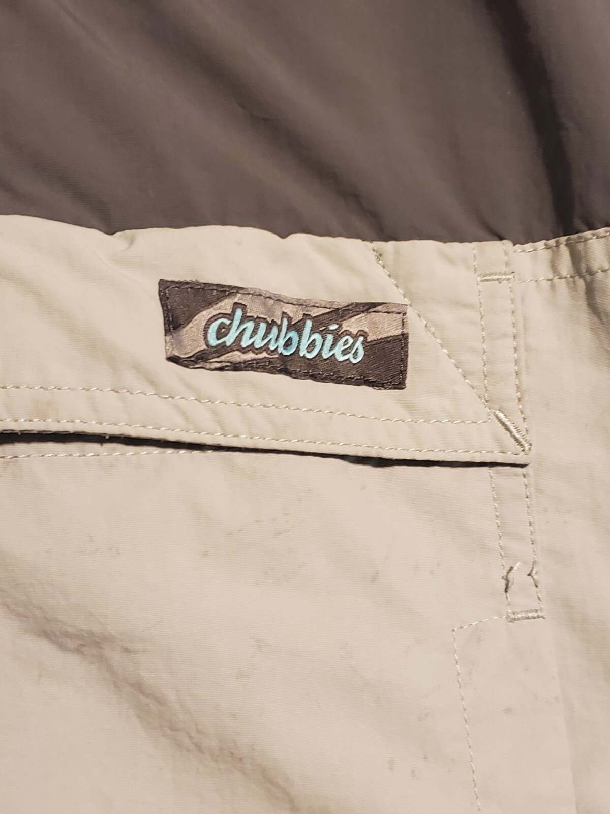 Chubbies Reversible Pull Over Medium - image 7