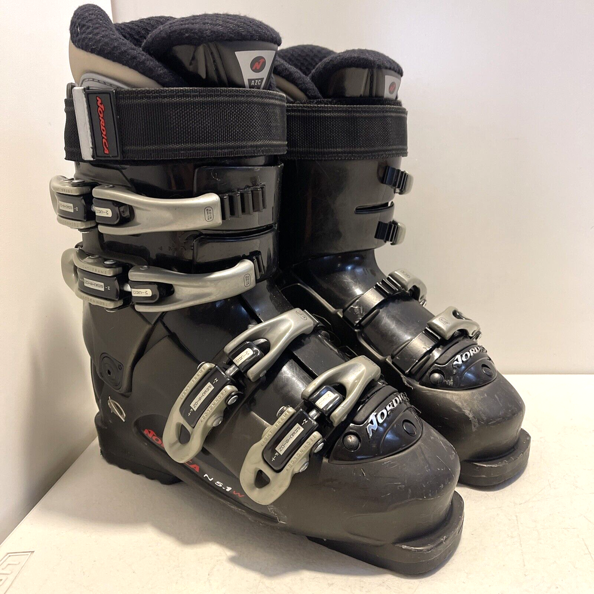 スキーブーツ　NORDICA　N5.1 Downhill Ski Walk Boots Nordica N5.1W Women Size 7 Black