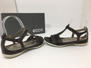 ecco flash t-strap sandal