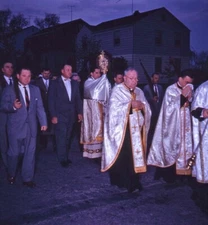 Vintage Stereo Realist Photo 3D Slide CATHOLIC PROCESSION w Rifle Easter Sunday