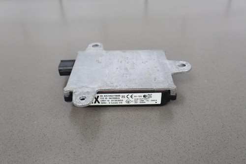 16-19 Lexus GX460 Blind Spot Monitor Control Module (88162-60031) OEM - Picture 7 of 18