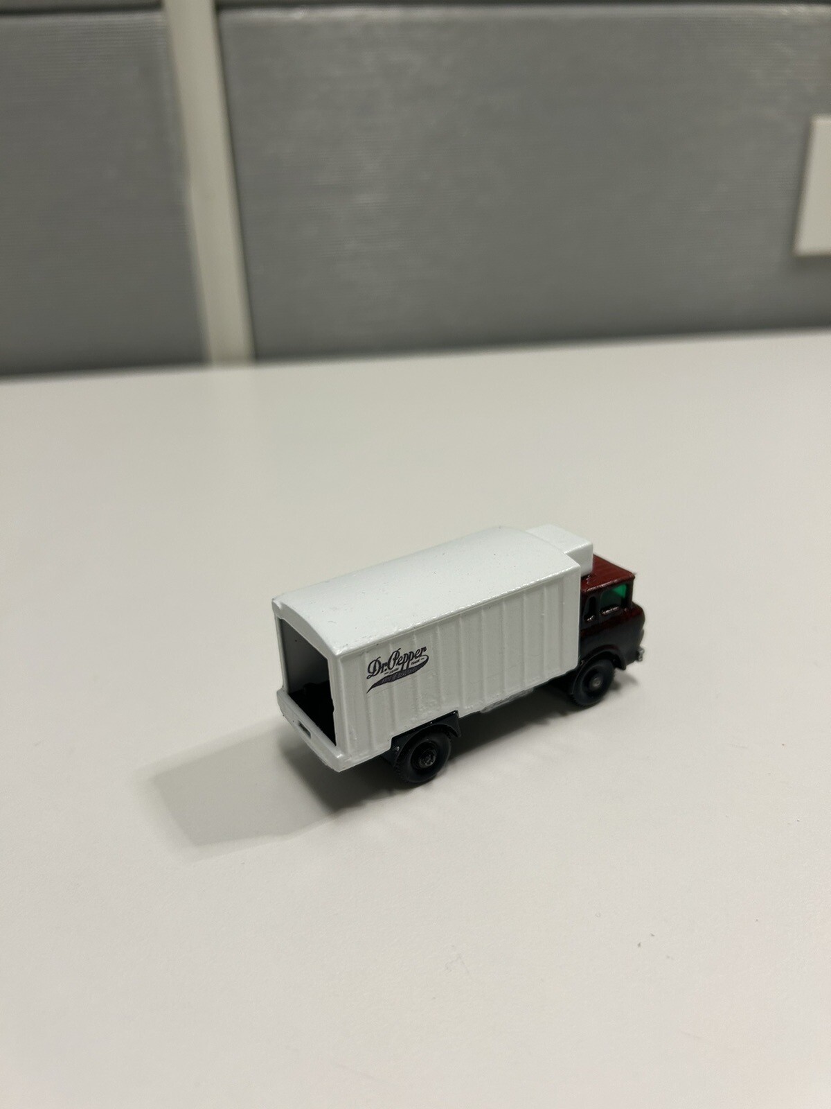 Picture 2 of 5