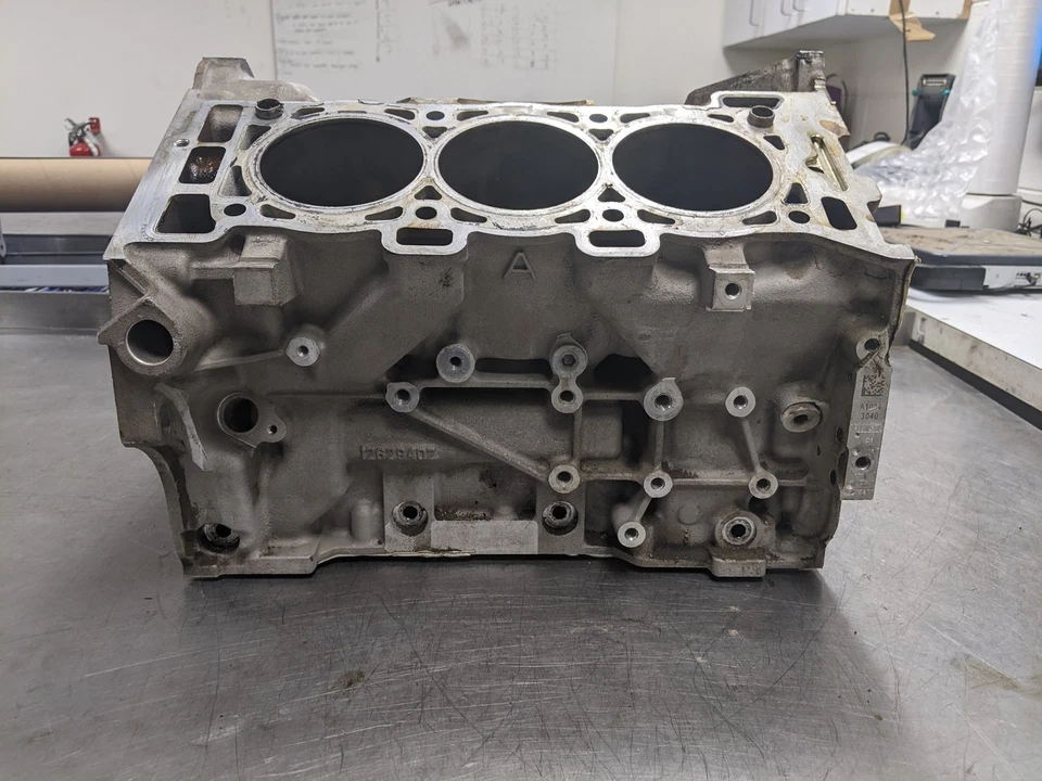 Bloque de cilindros de motor para 10-11 Chevrolet Traverse 3.6 12629407 Foto 3 de 4