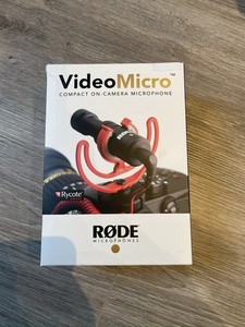 Rode VideoMicro Compact On-Camera Microphone with Rycote Lyre Shock Mount