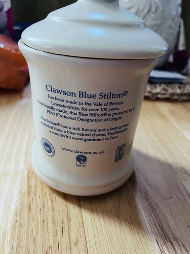 Long Clawson Blue Stilton Cheese Stoneware Lidded Pot - Picture 6 of 6