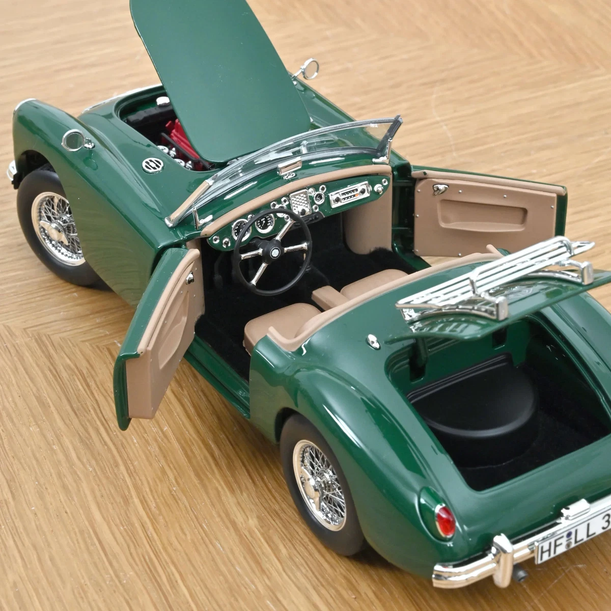 1:18 1955 MG MGA -- British Racing Green -- Norev