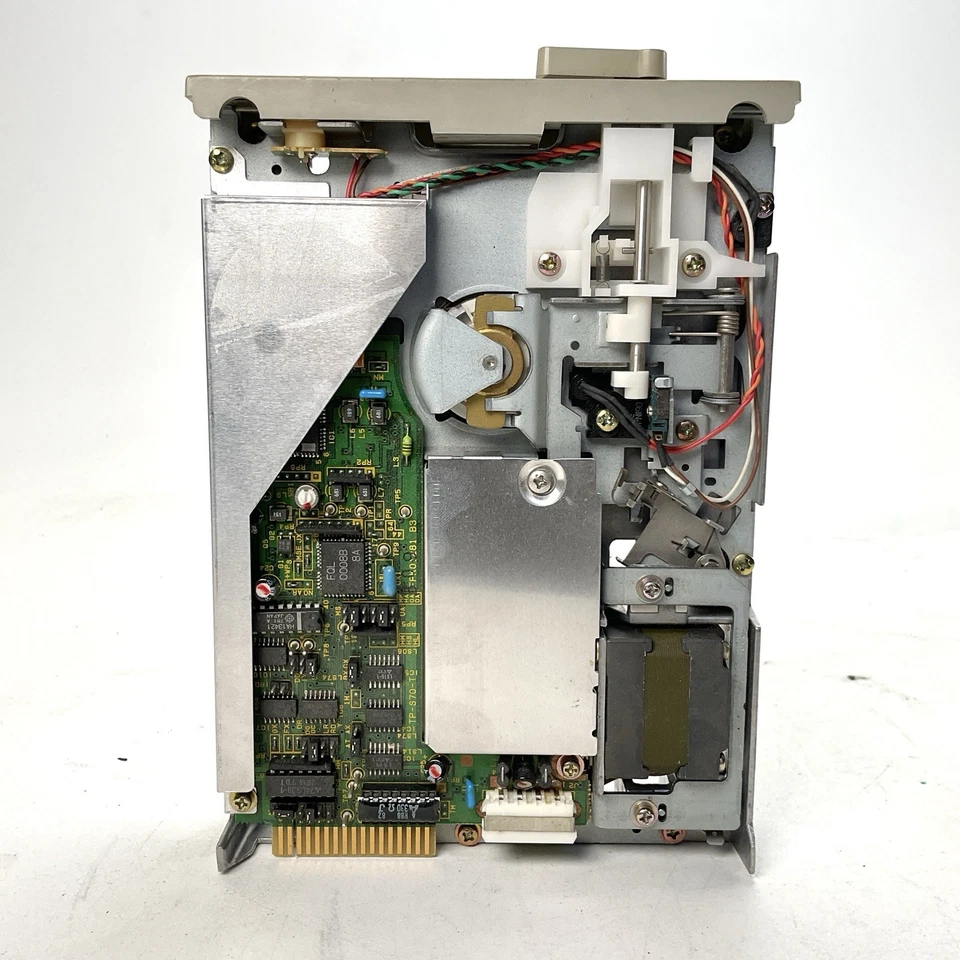 Unidad de disquete interna Hewlett Packard HP 0950-1871 5,25 pulgadas - Probada funcionando Foto 2 de 4